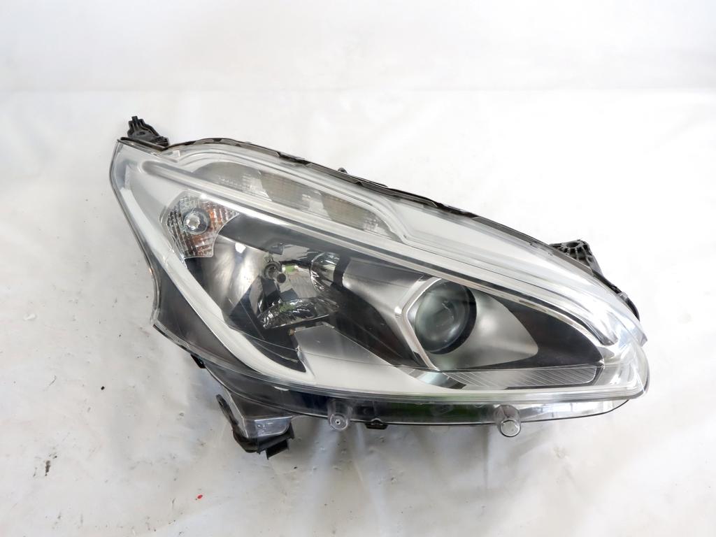 9810805880 FARO FANALE ANTERIORE DESTRO PEUGEOT 208 1.6 D 55KW 5M 5P (2016) RICAMBIO USATO 