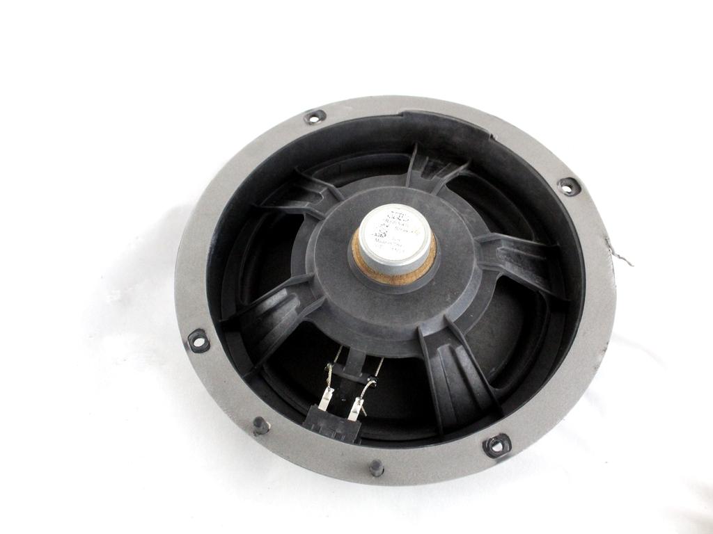 8R0035415 CASSA ALTOPARLANTE PORTA ANTERIORE AUDI A5 SPORTBACK 2.0 D 130KW 4X4 5P AUT (2013) RICAMBIO USATO