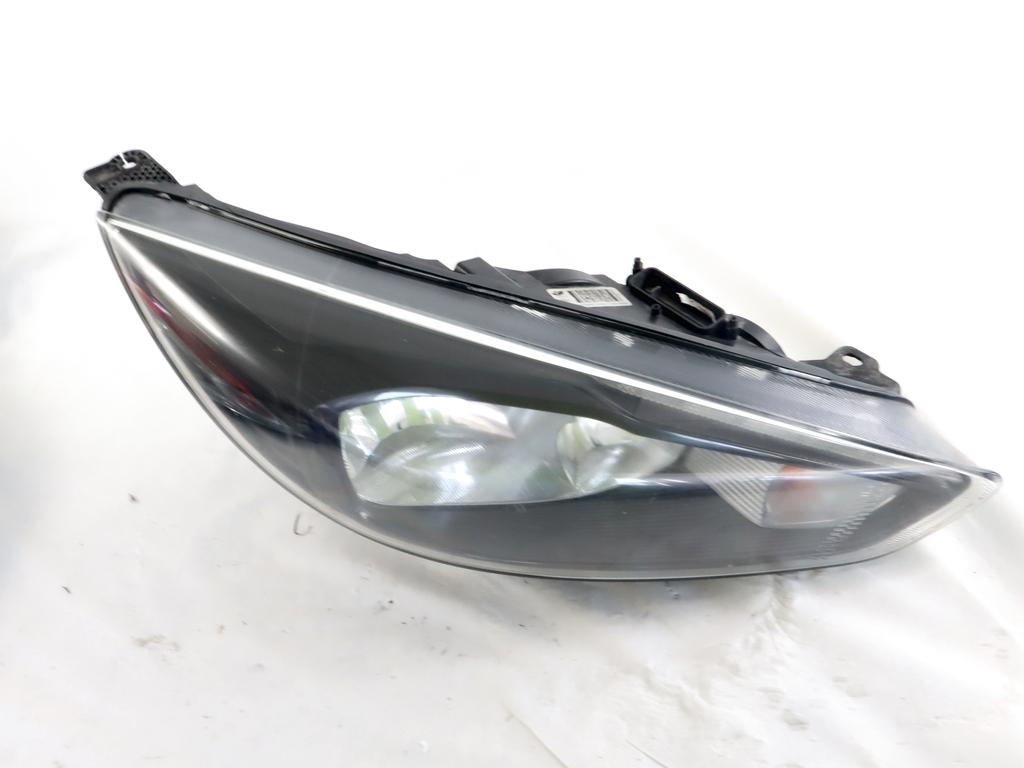 F1EB-13W029-AGA FARO FANALE ANTERIORE DESTRO FORD FOCUS SW 1.5 D 88KW 6M 5P (2018) RICAMBIO USATO 