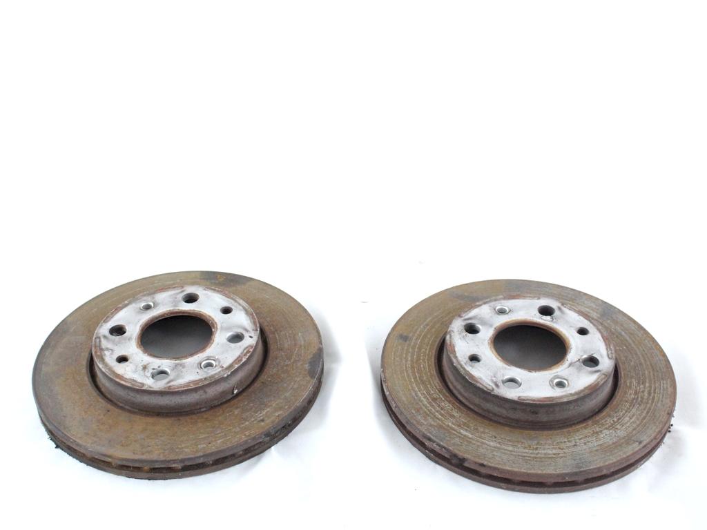 46788929 COPPIA DISCHI FRENO ANTERIORI FIAT PANDA 1.2 M 44KW 5M 5P (2009) RICAMBIO USATO 