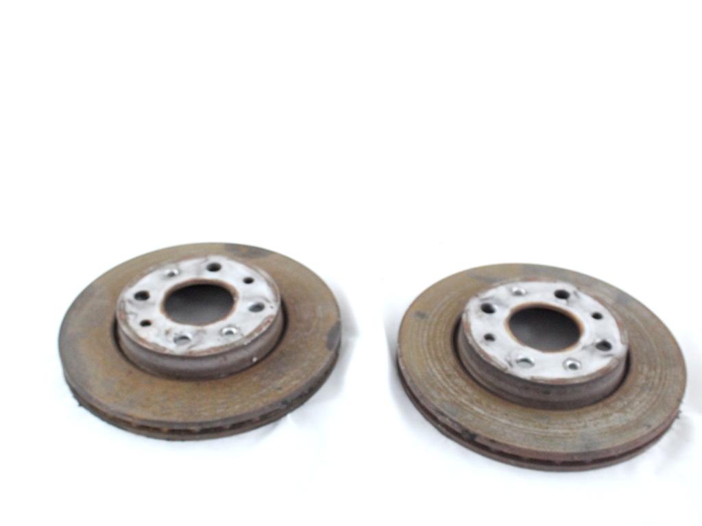 46788929 COPPIA DISCHI FRENO ANTERIORI FIAT PANDA 1.2 M 44KW 5M 5P (2009) RICAMBIO USATO 