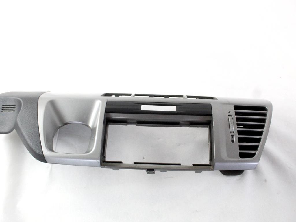 77260-SJD-G020 MASCHERINA RIVESTIMENTO CRUSCOTTO CENTRALE HONDA FR-V 2.2 D 103KW 6M 5P (2006) RICAMBIO USATO 