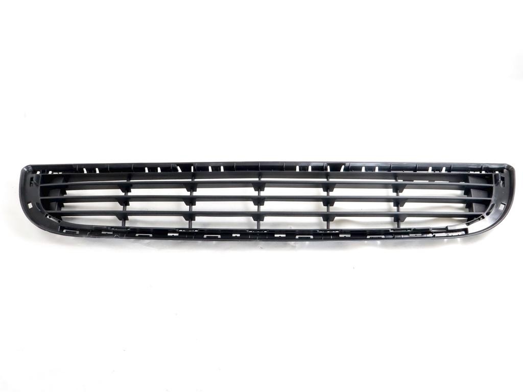 9677603680 MASCHERINA GRIGLIA RIVESTIMENTO INFERIORE PARAURTI ANTERIORE CITROEN BERLINGO 1.6 D 73KW 5M 5P (2016) RICAMBIO USATO 