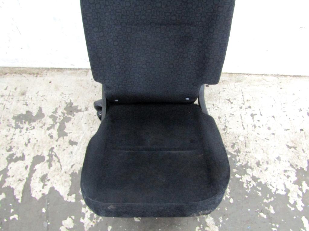 82526SJDJ01 SEDILE POSTERIORE LATO SINISTRO HONDA FR-V 2.2 D 103KW 6M 5P (2006) RICAMBIO USATO