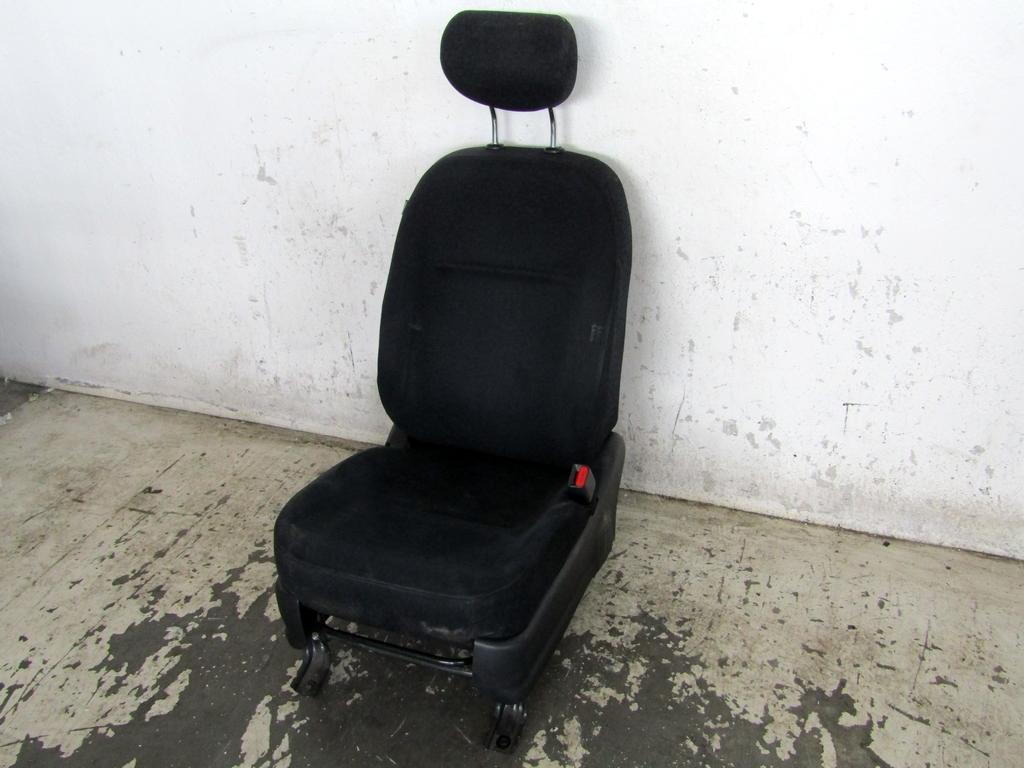 81126SJDG41 SEDILE ANTERIORE DESTRO PASSEGGERO HONDA FR-V 2.2 D 103KW 6M 5P (2006) RICAMBIO USATO