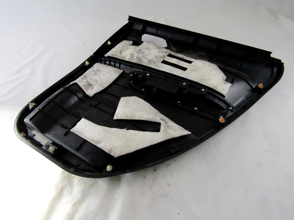 83753SJHE61ZA PANNELLO INTERNO PORTA POSTERIORE SINISTRA HONDA FR-V 2.2 D 103KW 6M 5P (2006) RICAMBIO USATO