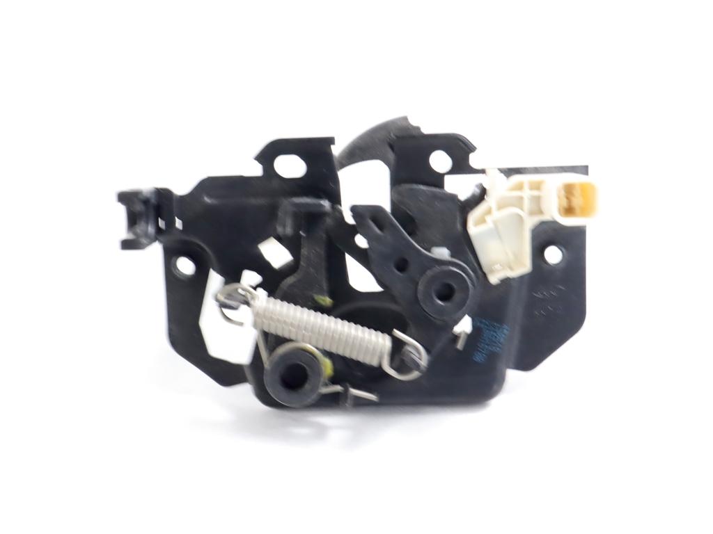 1813550 CHIUSURA SERRATURA COFANO ANTERIORE FORD FIESTA 1.6 B 77KW 5M 5P (2013) RICAMBIO USATO C1BA-16700-CE