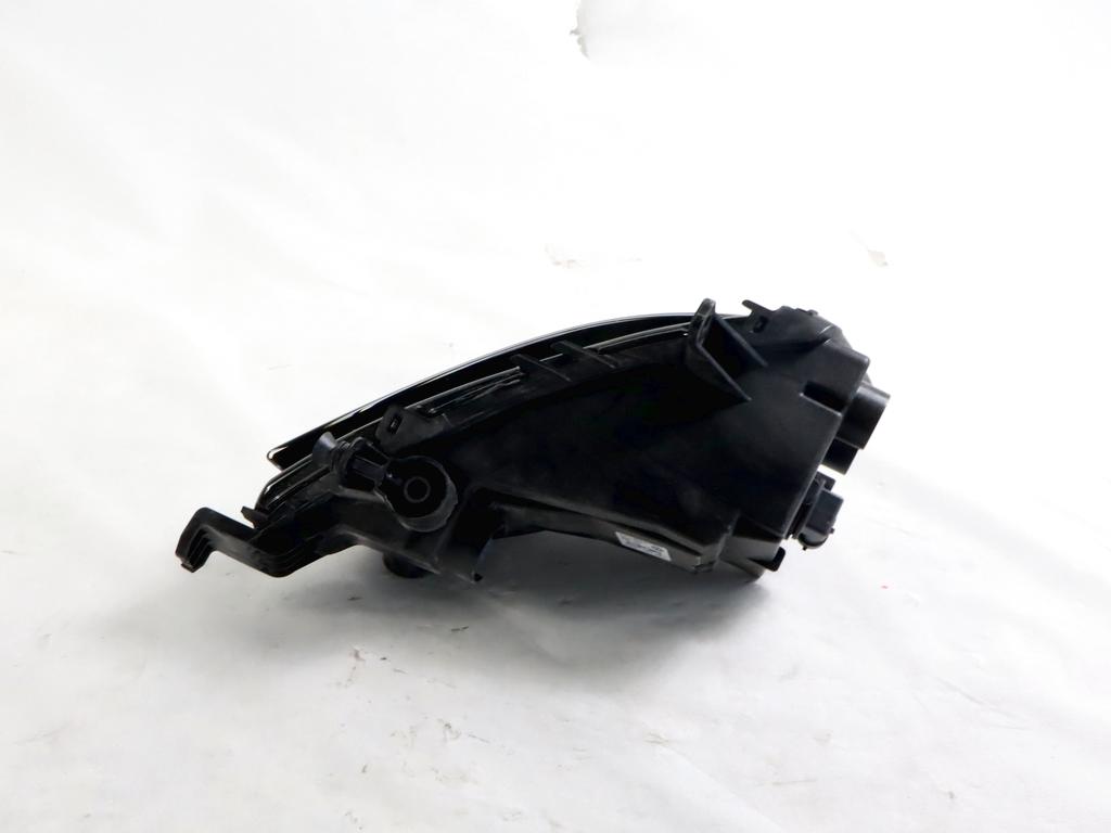 5G0941662F FARO FANALE PROIETTORE FENDINEBBIA ANTERIORE DESTRO VOLKSWAGEN GOLF 7.5 1.5 B 110KW AUT 5P (2017) RICAMBIO USATO 