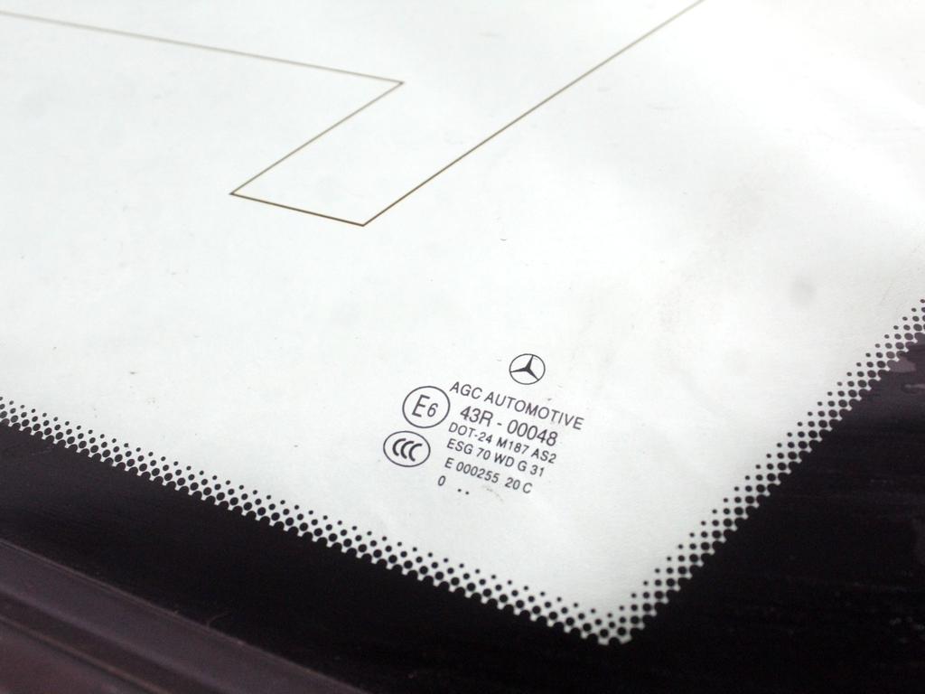 A2046730200 VETRO FISSO PARAFANGO POSTERIORE DESTRO MERCEDES CLASSE C 200 W204 2.2 D 100KW AUT 5P (2011) RICAMBIO USATO