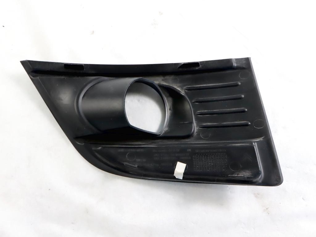 9680403877 MASCHERINA FENDINEBBIA PARAURTI ANTERIORE LATO DESTRO CITROEN C4 PICASSO 1.6 80KW 5M D 5P (2007) RICAMBIO NUOVO