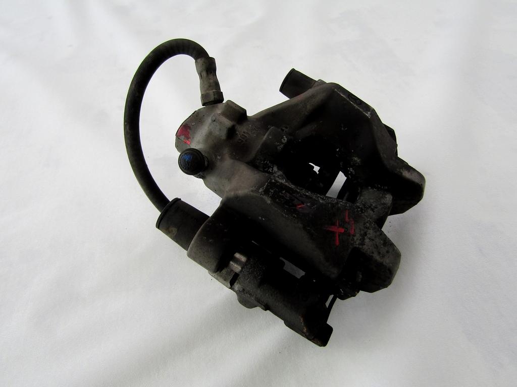 A2044230181 PINZA FRENO POSTERIORE SINISTRA MERCEDES CLASSE C 200 W204 2.2 D 100KW AUT 5P (2011) RICAMBIO USATO