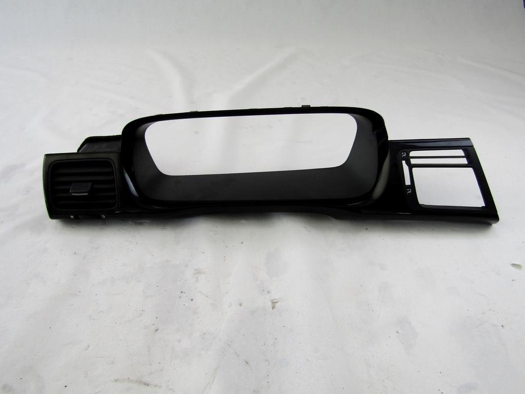 77620-SJD-G010 RIVESTIMENTO MASCHERINA CENTRALE CRUSCOTTO HONDA FR-V 2.2 D 103KW 6M 5P (2006) RICAMBIO USATO