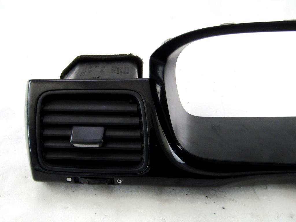 77620-SJD-G010 RIVESTIMENTO MASCHERINA CENTRALE CRUSCOTTO HONDA FR-V 2.2 D 103KW 6M 5P (2006) RICAMBIO USATO