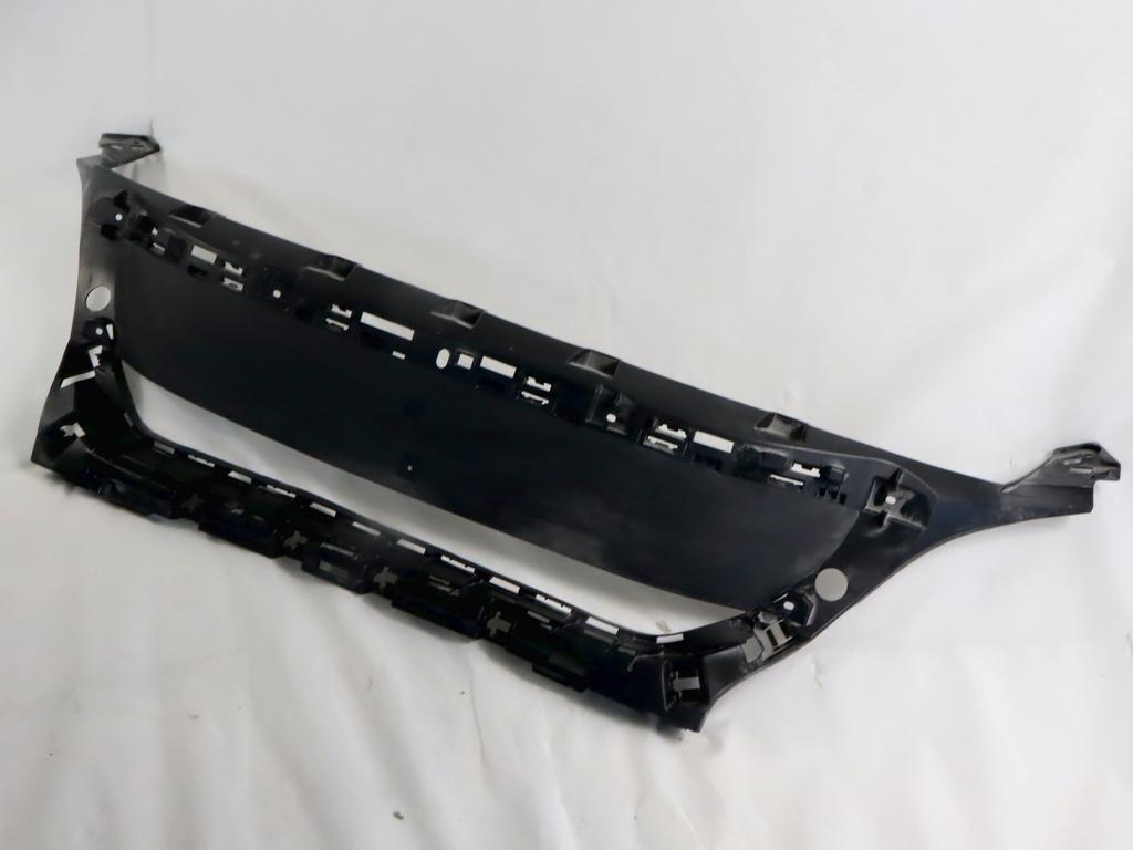 9814278877 SUPPORTO GRIGLIA PARAURTI ANTERIORE PEUGEOT 3008 2.0 D 110KW AUT 5P (2016) RICAMBIO USATO