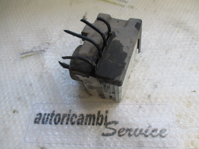 ABS AGREGAT S PUMPO OEM N. 61262200125 ORIGINAL REZERVNI DEL CITROEN DS3 (2009 - 2014) DIESEL LETNIK 2012