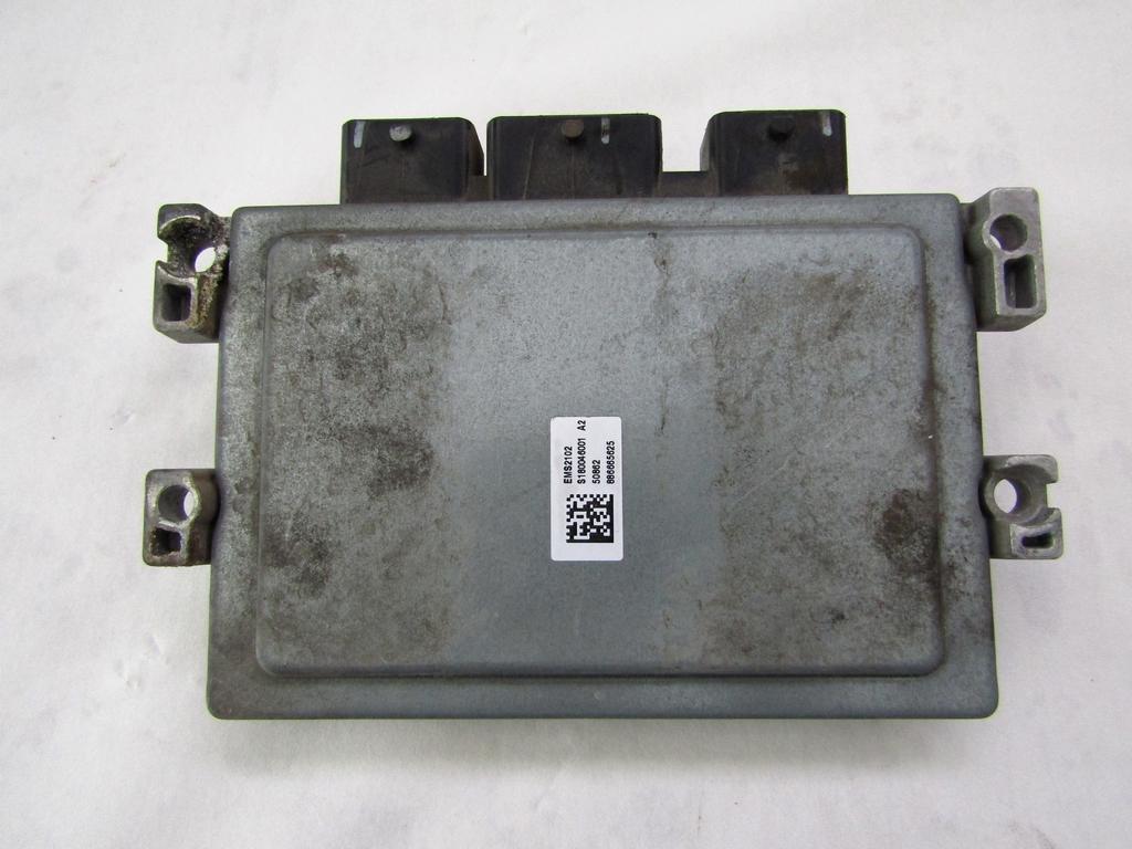 8V21-12A650-SD CENTRALINA INIEZIONE MOTORE FORD FIESTA 1.2 B 60KW 5M 5P (2008) RICAMBIO USATO