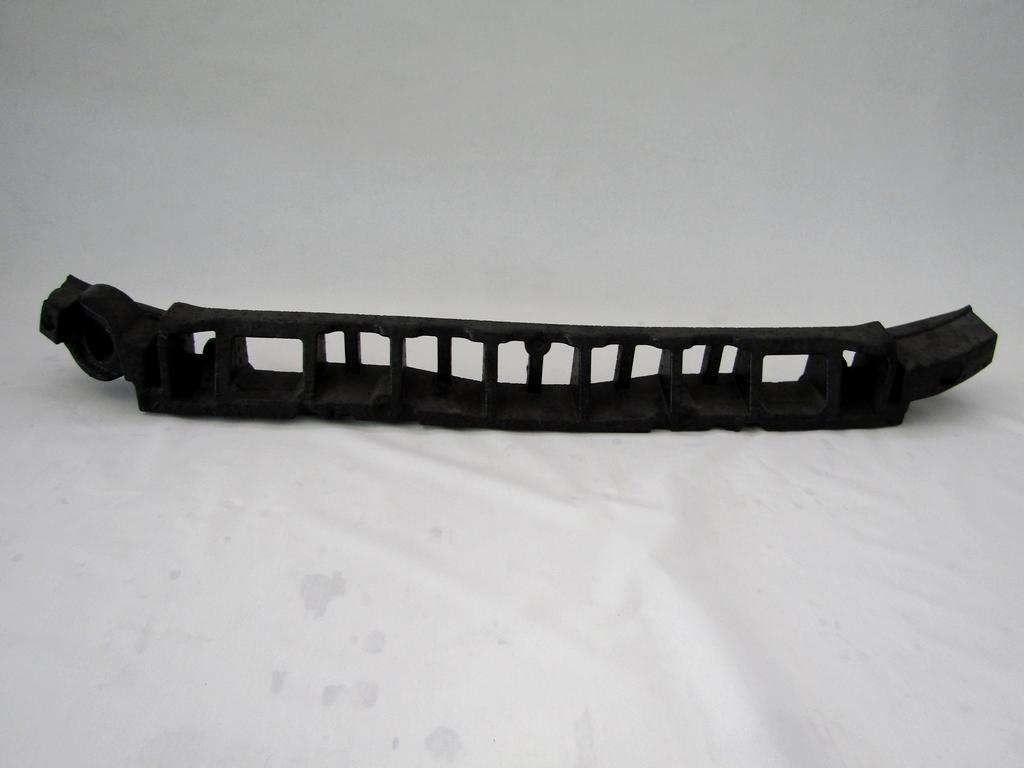 3G0807251 ASSORBITORE URTI PARAURTI ANTERIORE VOLKSWAGEN PASSAT 2.0 110KW 5P D 6M (2015) RICAMBIO USATO DANNEGGIATO