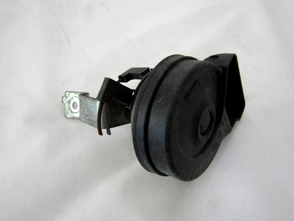A0075426920 TROMBA CLACSON MERCEDES CLASSE C 200 W204 2.2 D 100KW AUT 5P (2011) RICAMBIO USATO