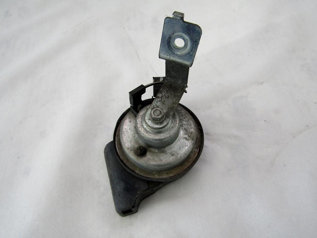 A0075426920 TROMBA CLACSON MERCEDES CLASSE C 200 W204 2.2 D 100KW AUT 5P (2011) RICAMBIO USATO