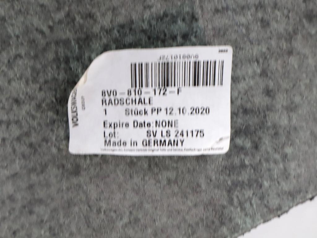 8V0810172F PARASALE PARASASSI POSTERIORE DESTRO AUDI A3 1.6 D 81KW 6M 5P (2015) RICAMBIO NUOVO