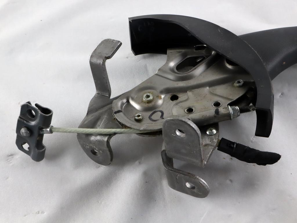 360101HD0A LEVA FRENO DI STAZIONAMENTO A MANO NISSAN MICRA 1.2 B 59KW 5M 5P (2015) RICAMBIO USATO 