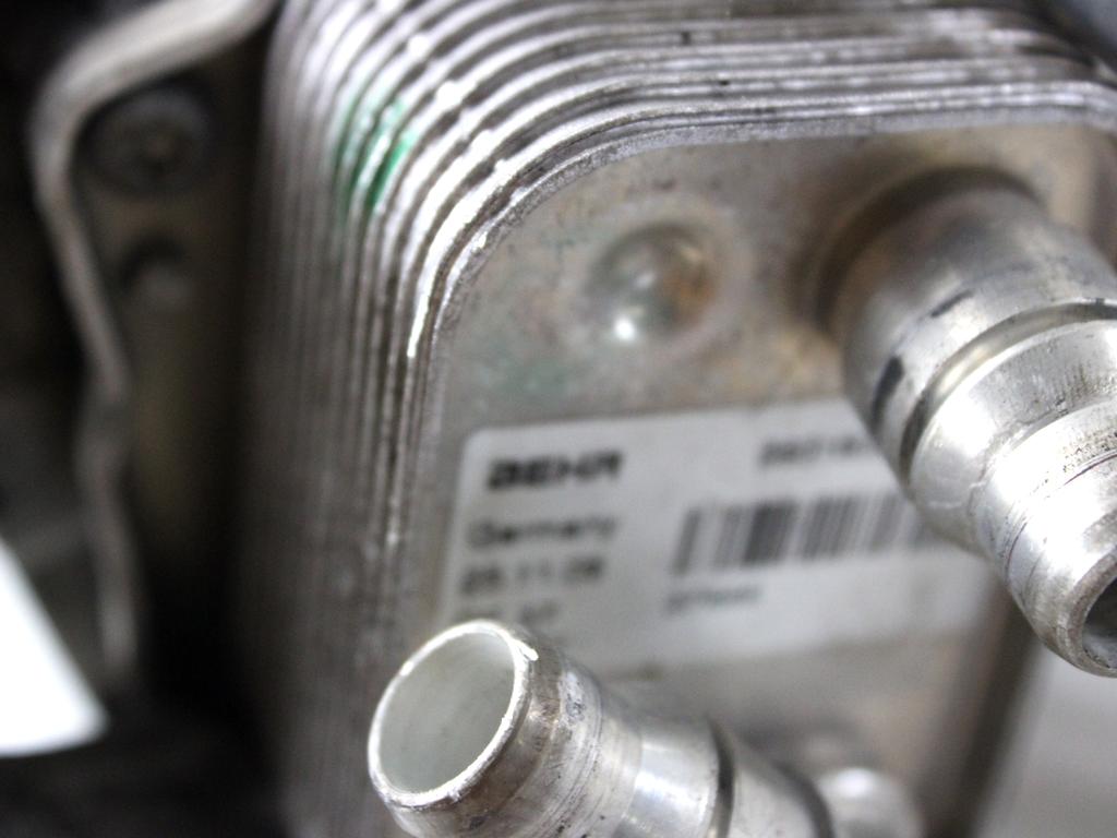 11427508966 RADIATORE SUPPORTO FILTRO OLIO BMW SERIE 3 E90 R 318 I  2.0 B 105KW AUT 4P (2008) RICAMBIO USATO