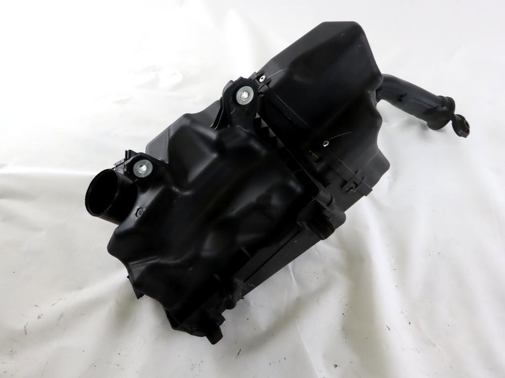 165001HC5A SCATOLA FILTRO ARIA NISSAN MICRA 1.2 B 59KW 5M 5P (2015) RICAMBIO USATO