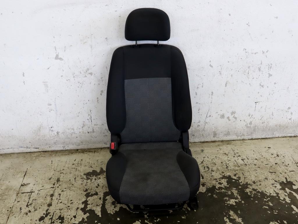 8810007020 SEDILE ANTERIORE SINISTRO GUIDATORE KIA PICANTO 1.1 B 47KW 5M 5P (2004) RICAMBIO USATO