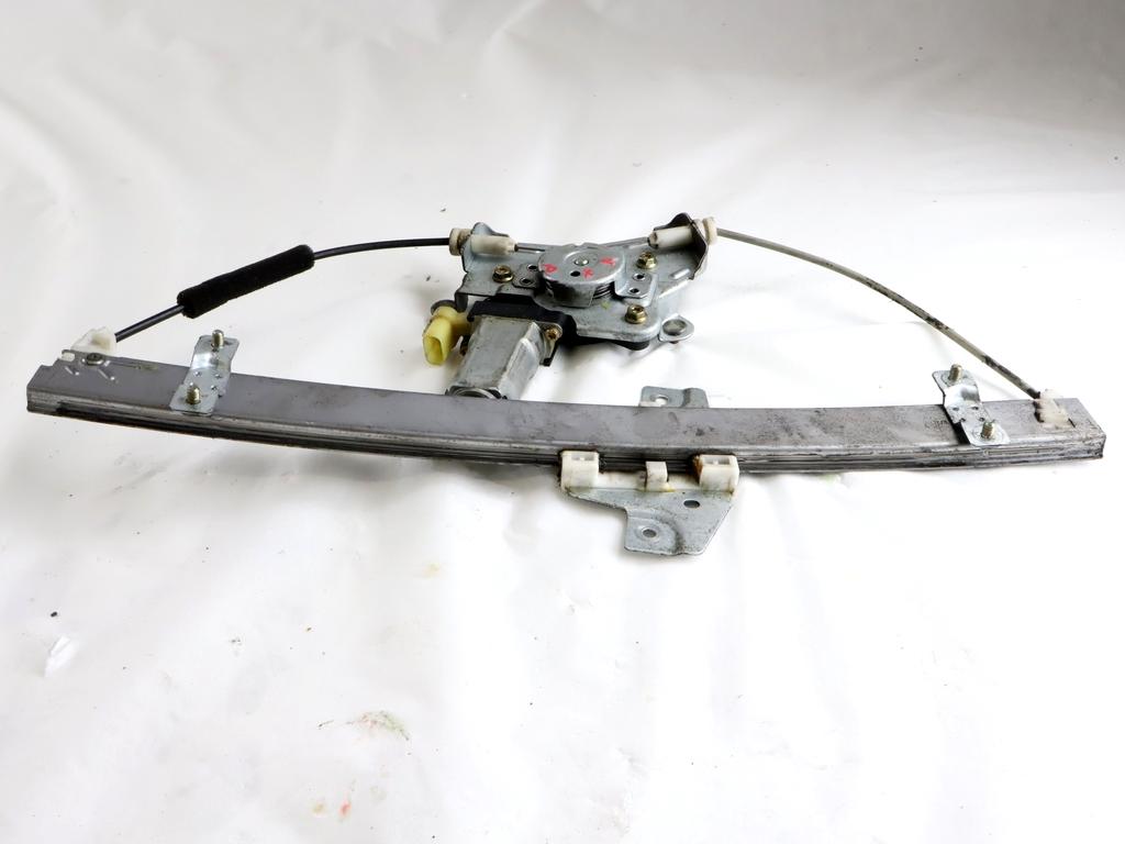 82401-07010 MOTORINO MECCANISMO ALZA-VETRO ALZA-CRISTALLO PORTA ANTERIORE SINISTRA KIA PICANTO 1.1 B 47KW 5M 5P (2004) RICAMBIO USATO 9881007100