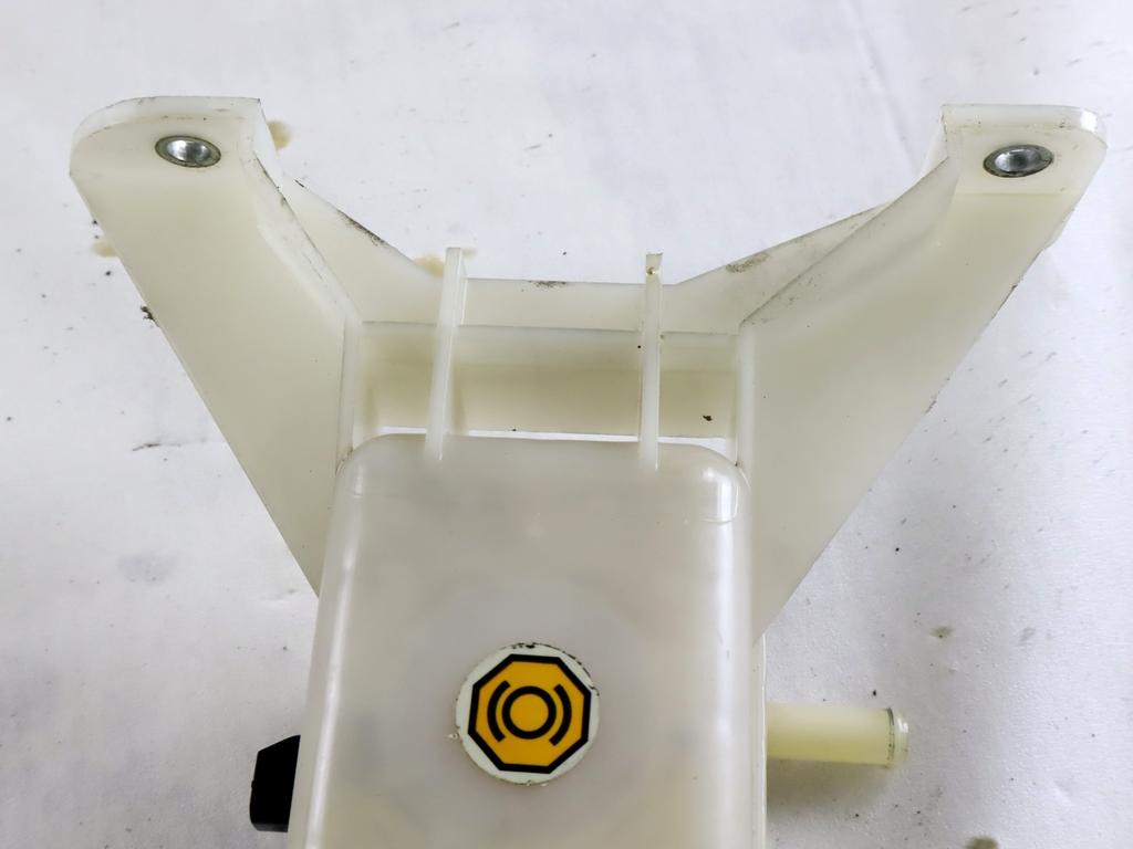 5852907310 VASCHETTA SERBATOIO LIQUIDO FRENI KIA PICANTO 1.1 B 47KW 5M 5P (2004) RICAMBIO USATO