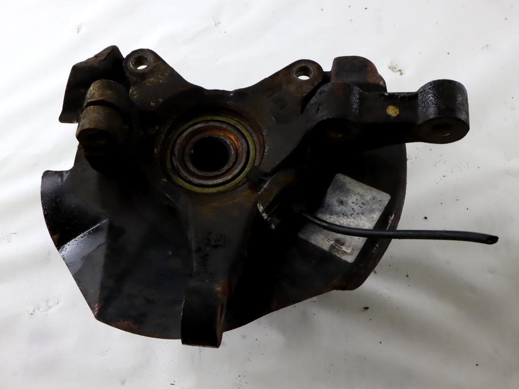5171607150 MONTANTE SOSPENSIONE ANTERIORE DESTRO MOZZO CUSCINETTO 5175007001 5172002000 KIA PICANTO 1.1 B 47KW 5M 5P (2004) RICAMBIO USATO