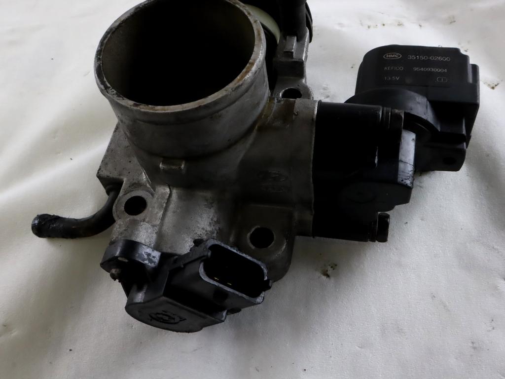 3510002910 CORPO FARFALLATO VALVOLA A FARFALLA KIA PICANTO 1.1 B 47KW 5M 5P (2004) RICAMBIO USATO 35150-02600