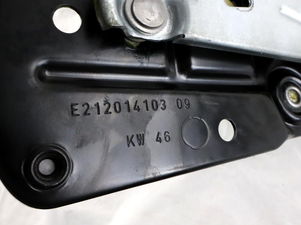 3W8839397C MOTORINO MECCANISMO ALZA-VETRO ALZA-CRISTALLO PARAFANGO POSTERIORE SINISTRO BENTLEY CONTINENTAL GT 4.0 B 388KW AUT 2P (2016) RICAMBIO USATO 3W8959703F