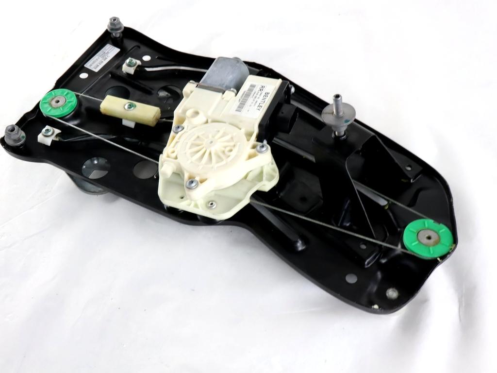 3W8839398C MOTORINO MECCANISMO ALZA-VETRO ALZA-CRISTALLO PARAFANGO POSTERIORE DESTRO BENTLEY CONTINENTAL GT 4.0 B 388KW AUT 2P (2016) RICAMBIO USATO 3W8959704F