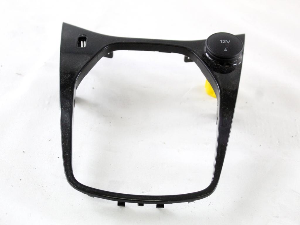 H1BB-A044H83-CW MASCHERINA RIVESTIMENTO TUNNEL CENTRALE FORD FIESTA 1.5 D 63KW 6M 5P (2020) RICAMBIO USATO ALLOGGIAMENTO LEVA CAMBIO
