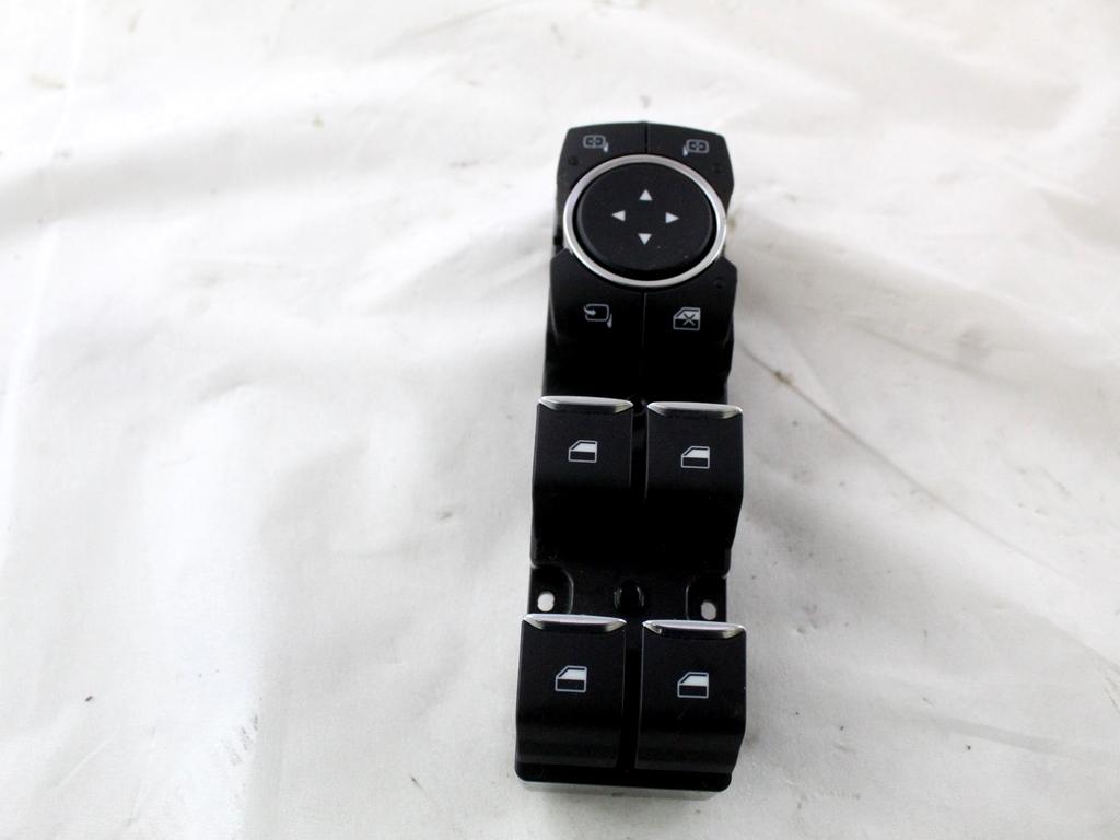 H1BT-14540-DC GRUPPO DI COMANDO ALZA-VETRI ALZA-CRISTALLI PORTA ANTERIORE SINISTRA FORD FIESTA 1.5 D 63KW 6M 5P (2020) RICAMBIO USATO CON REGOLAZIONE RETROVISORI ELETTRICI