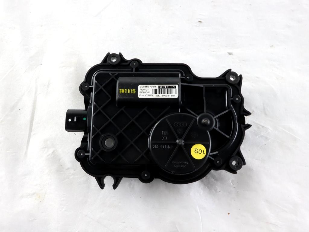 3W3837059 CENTRALINA CHIUSURA CENTRALIZZATA ANTERIORE DESTRA BENTLEY CONTINENTAL GT 4.0 B 388KW AUT 2P (2016) RICAMBIO USATO
