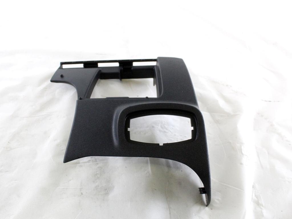 H1BB-A04317-ALW RIVESTIMENTO INFERIORE CRUSCOTTO LATO SINISTRO FORD FIESTA 1.5 D 63KW 6M 5P (2020) RICAMBIO USATO