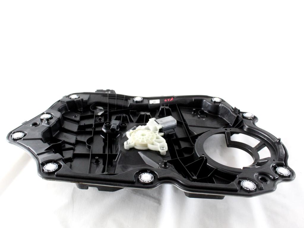 L1BB-A23201-CB MOTORINO MECCANISMO ALZA-VETRO ALZA-CRISTALLO PORTA ANTERIORE SINISTRA FORD FIESTA 1.5 D 63KW 6M 5P (2020) RICAMBIO USATO L1TB-14553-BB