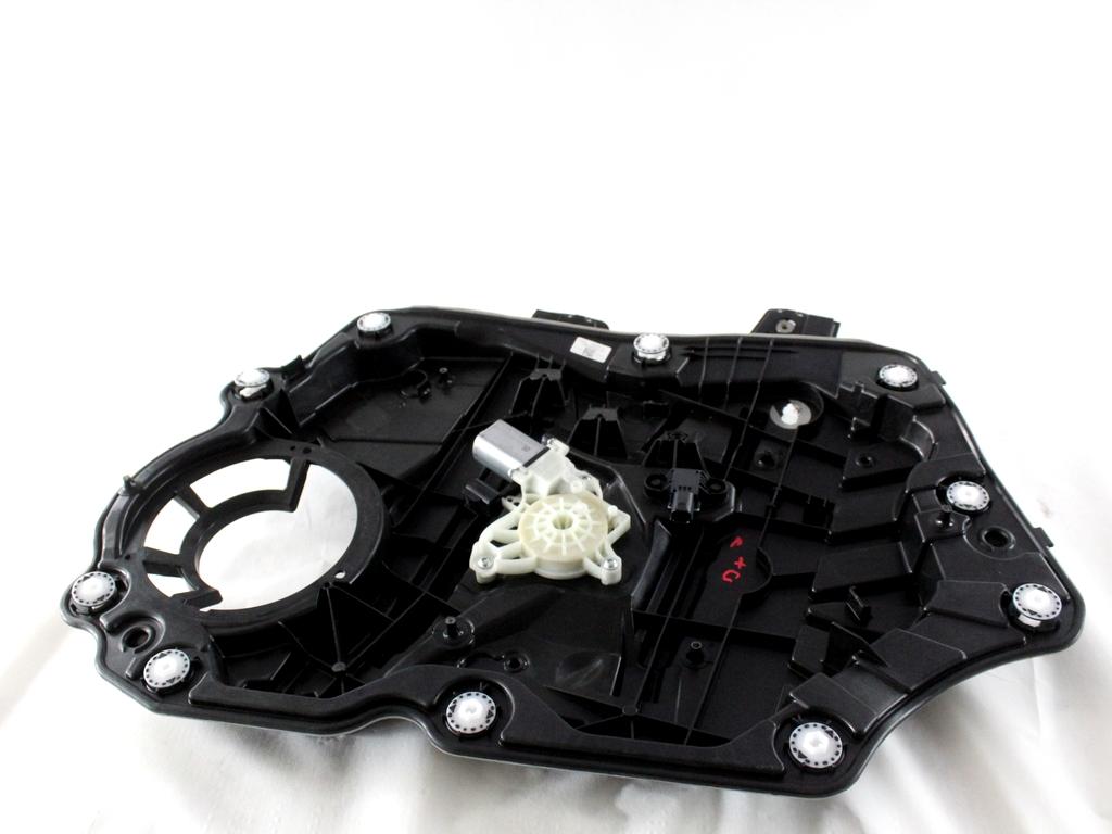 L1BB-A23200-CB MOTORINO MECCANISMO ALZA-VETRO ALZA-CRISTALLO PORTA ANTERIORE DESTRA FORD FIESTA 1.5 D 63KW 6M 5P (2020) RICAMBIO USATO L1TB-14A389-BB