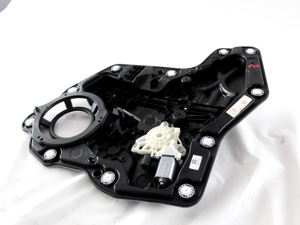 L1BB-A27001-CB MOTORINO MECCANISMO ALZA-VETRO ALZA-CRISTALLO PORTA POSTERIORE SINISTRA FORD FIESTA 1.5 D 63KW 6M 5P (2020) RICAMBIO USATO L1TB-14553-DB