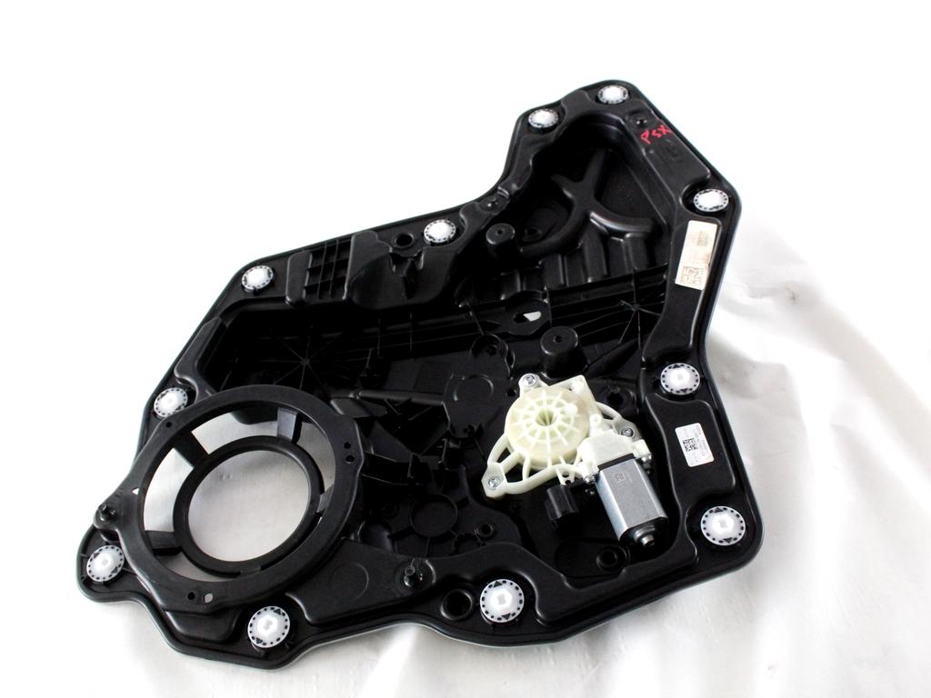 L1BB-A27001-CB MOTORINO MECCANISMO ALZA-VETRO ALZA-CRISTALLO PORTA POSTERIORE SINISTRA FORD FIESTA 1.5 D 63KW 6M 5P (2020) RICAMBIO USATO L1TB-14553-DB