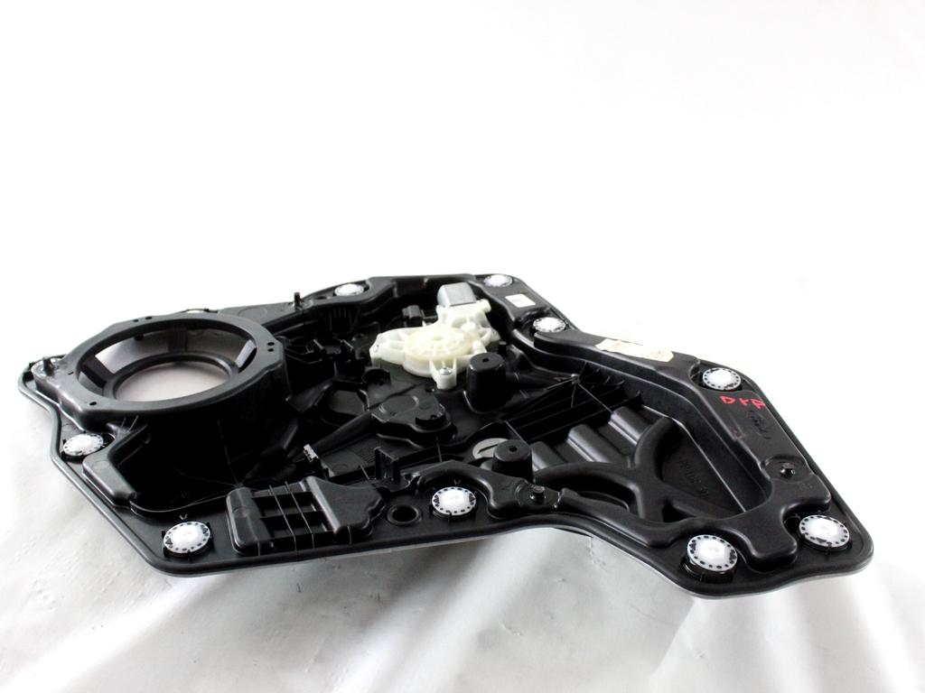 L1BB-A27000-CB MOTORINO MECCANISMO ALZA-VETRO ALZA-CRISTALLO PORTA POSTERIORE DESTRA FORD FIESTA 1.5 D 63KW 6M 5P (2020) RICAMBIO USATO L1TB-14A389-DB