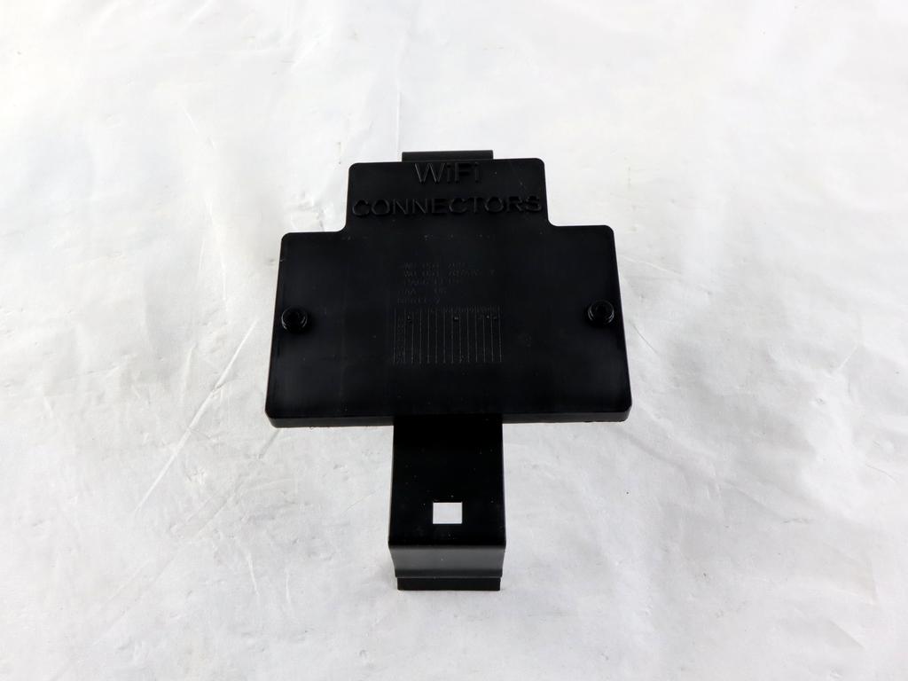 3W0051700A STAFFA SUPPORTO CENTRALINA WIFI BENTLEY CONTINENTAL GT 4.0 B 388KW AUT 2P (2016) RICAMBIO USATO
