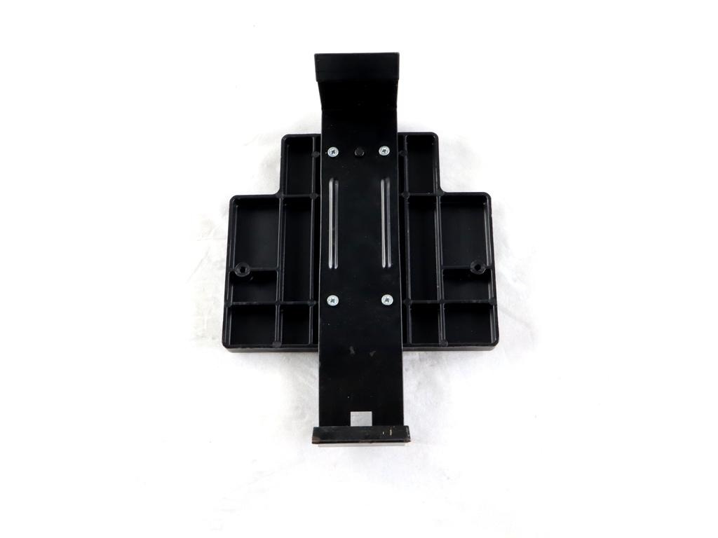 3W0051700A STAFFA SUPPORTO CENTRALINA WIFI BENTLEY CONTINENTAL GT 4.0 B 388KW AUT 2P (2016) RICAMBIO USATO