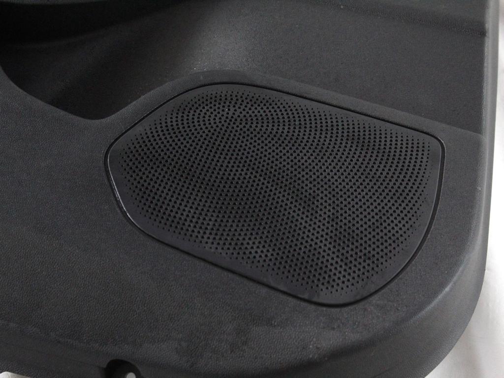 H1BB-A27407-BE3ZHE PANNELLO INTERNO PORTA POSTERIORE SINISTRA FORD FIESTA 1.5 D 63KW 6M 5P (2020) RICAMBIO USATO