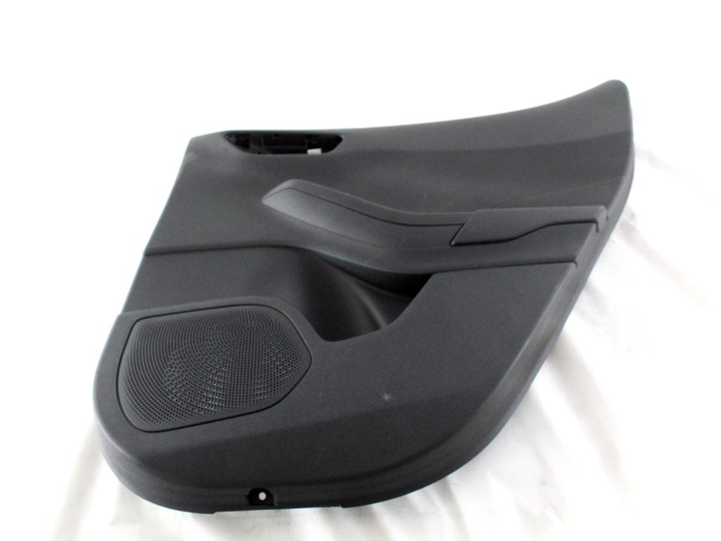 H1BB-A27406-BE3ZHE PANNELLO INTERNO PORTA POSTERIORE DESTRA FORD FIESTA 1.5 D 63KW 6M 5P (2020) RICAMBIO USATO