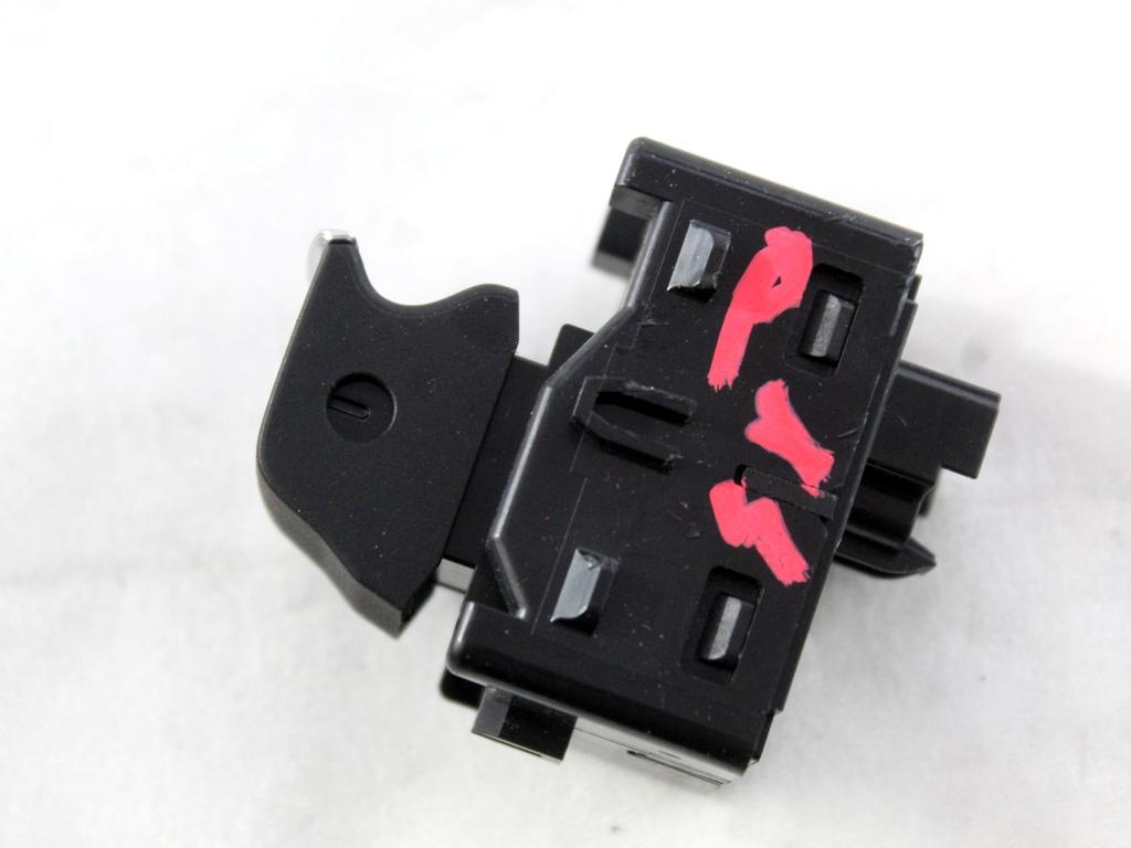 H1BT-14529-AA COMANDO INTERRUTTORE ALZA-VETRO ALZA-CRISTALLO FORD FIESTA 1.5 D 63KW 6M 5P (2020) RICAMBIO USATO