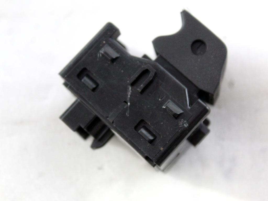 H1BT-14529-AA COMANDO INTERRUTTORE ALZA-VETRO ALZA-CRISTALLO FORD FIESTA 1.5 D 63KW 6M 5P (2020) RICAMBIO USATO