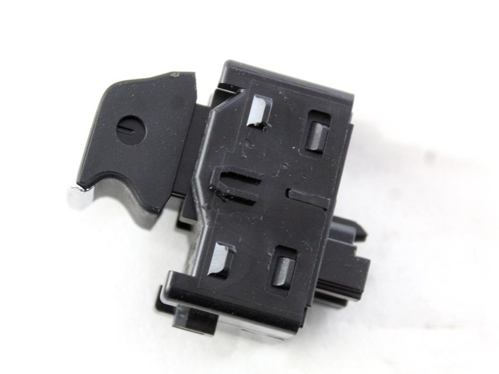 H1BT-14529-AA COMANDO INTERRUTTORE ALZA-VETRO ALZA-CRISTALLO FORD FIESTA 1.5 D 63KW 6M 5P (2020) RICAMBIO USATO